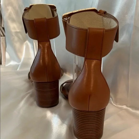 Like New! Gorgeous Michael Michael Kors Brown Calder City Sandals 👡 - Picture 9 of 10